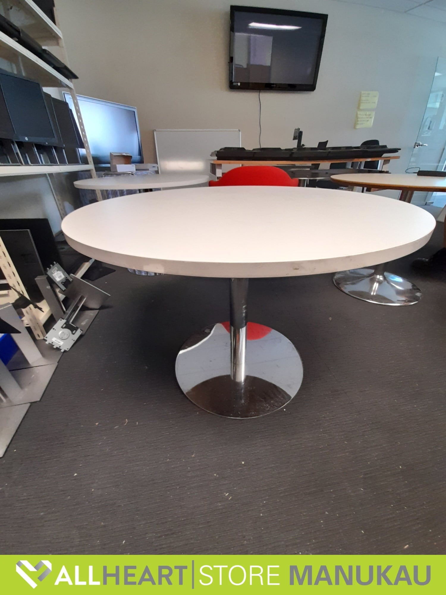 1000mm DIA Round Table - White Table Top