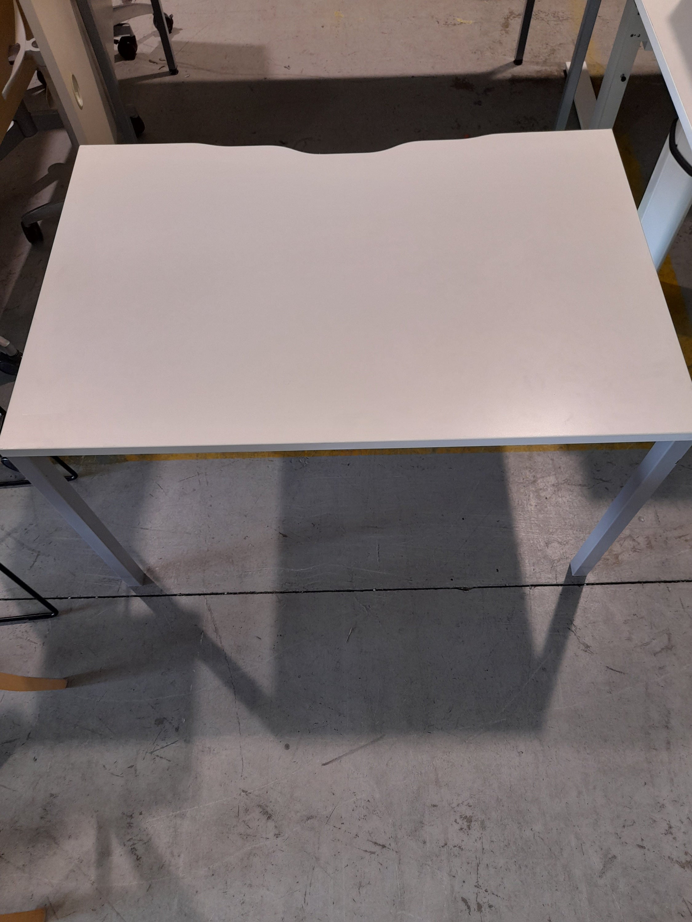 1200mm Table - Straight White Top