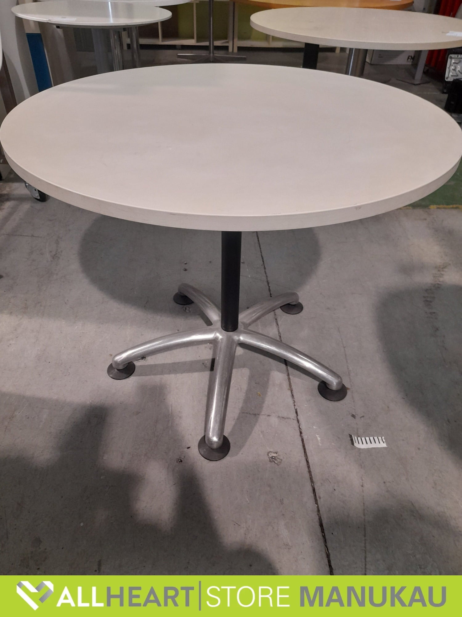 900mm DIA - Round Table White Top