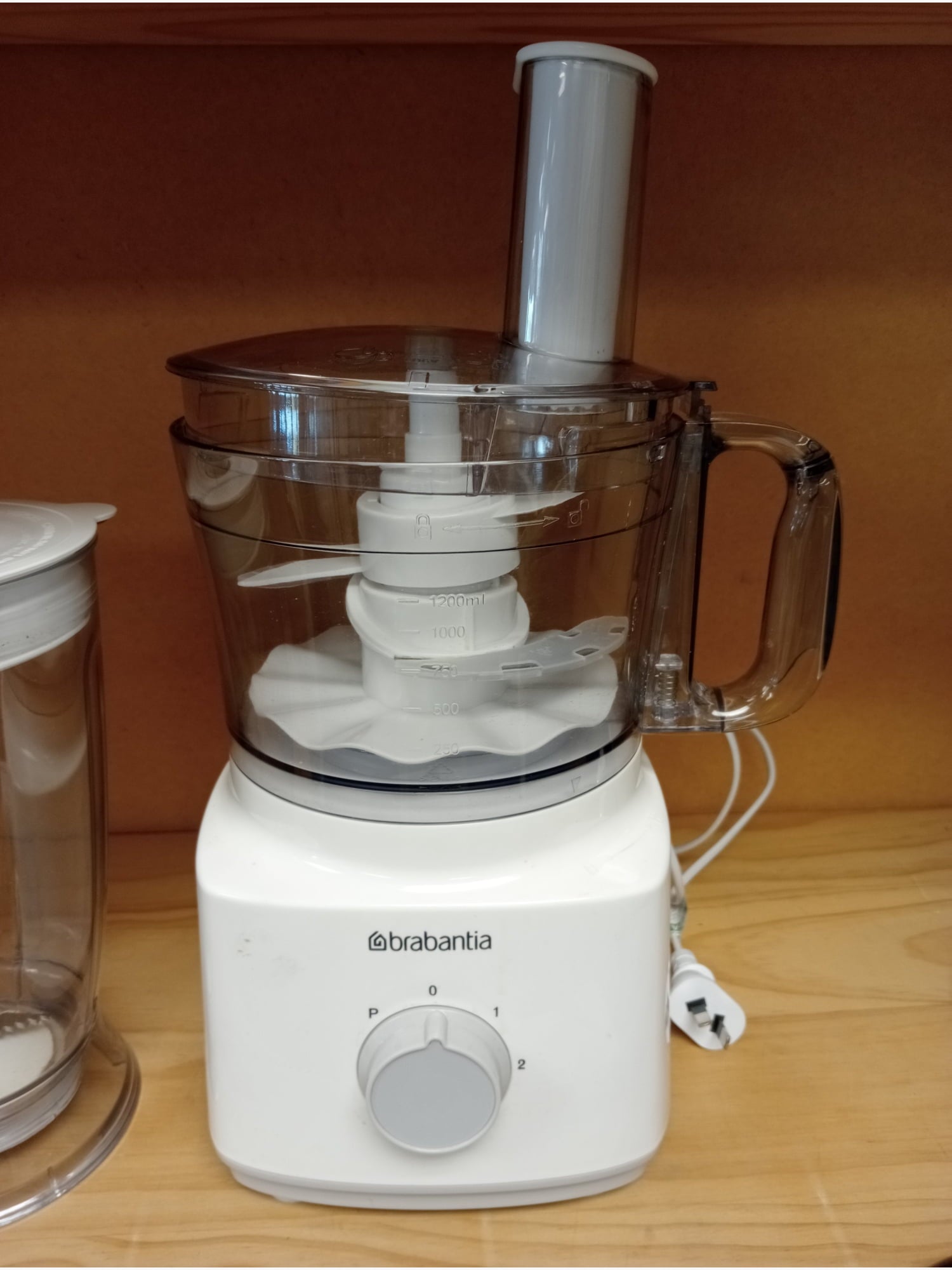 B/E Brabantia 6-in-1 Food Processor - Kitchen Appliance