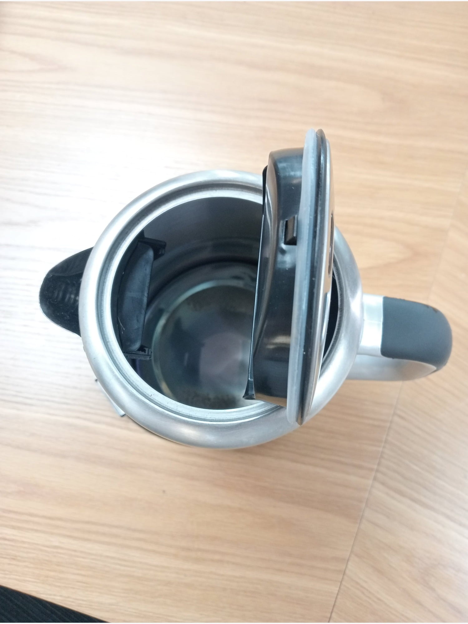 B/E Brabantia stainless steel electric kettle - Kitchen Appliance