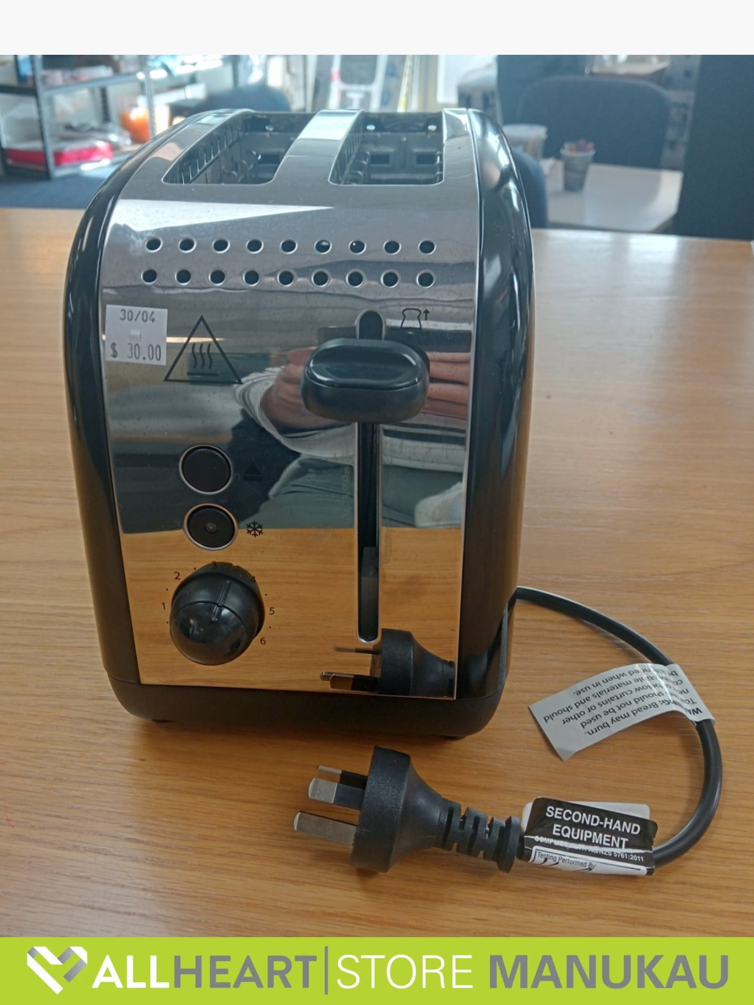 B/E Russell Hobbs toaster 2 slice RHT2655BLK - Kitchen Appliance