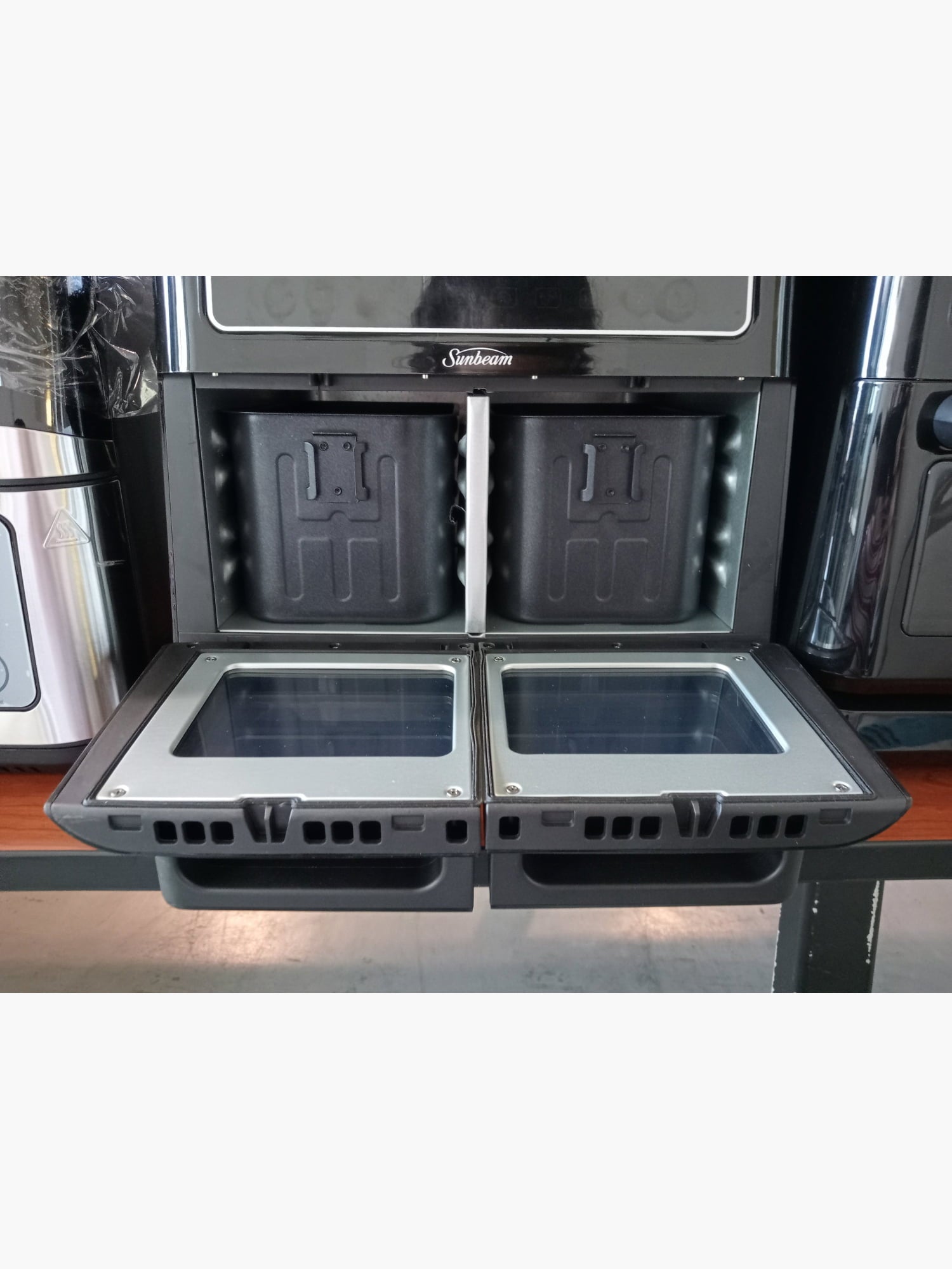 B/E Sunbeam Multizone Air-fryer - Kitchen Appliance