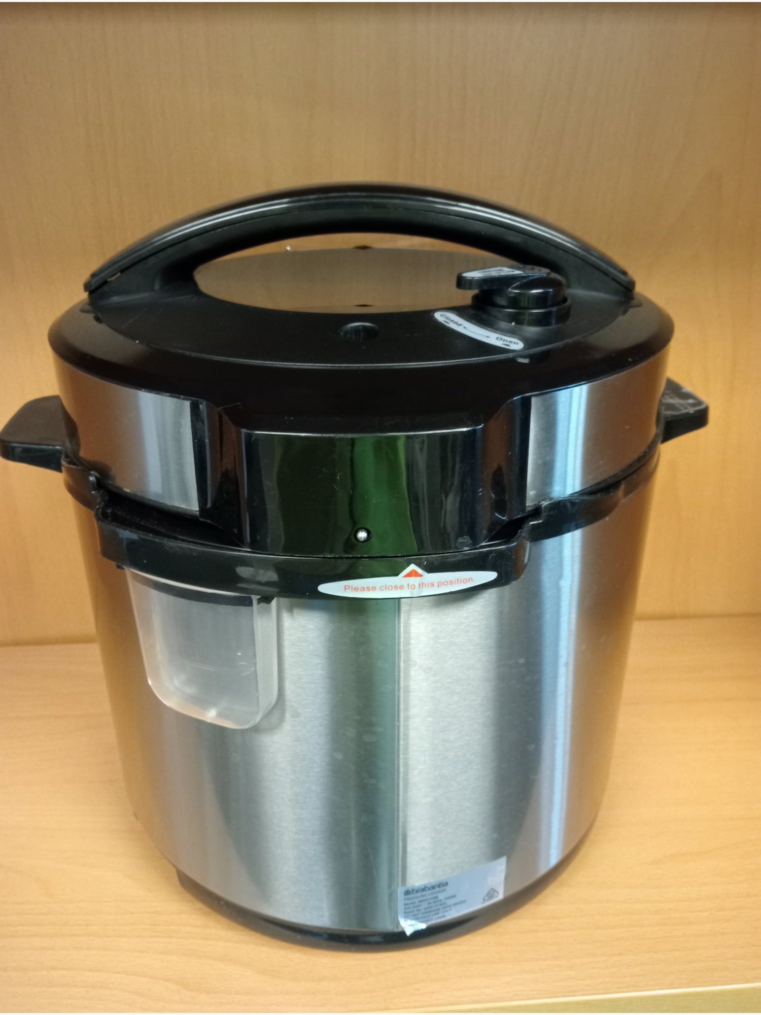 BE Brabantia Multifunctional Pressure Cooker - Kitchen Appliance