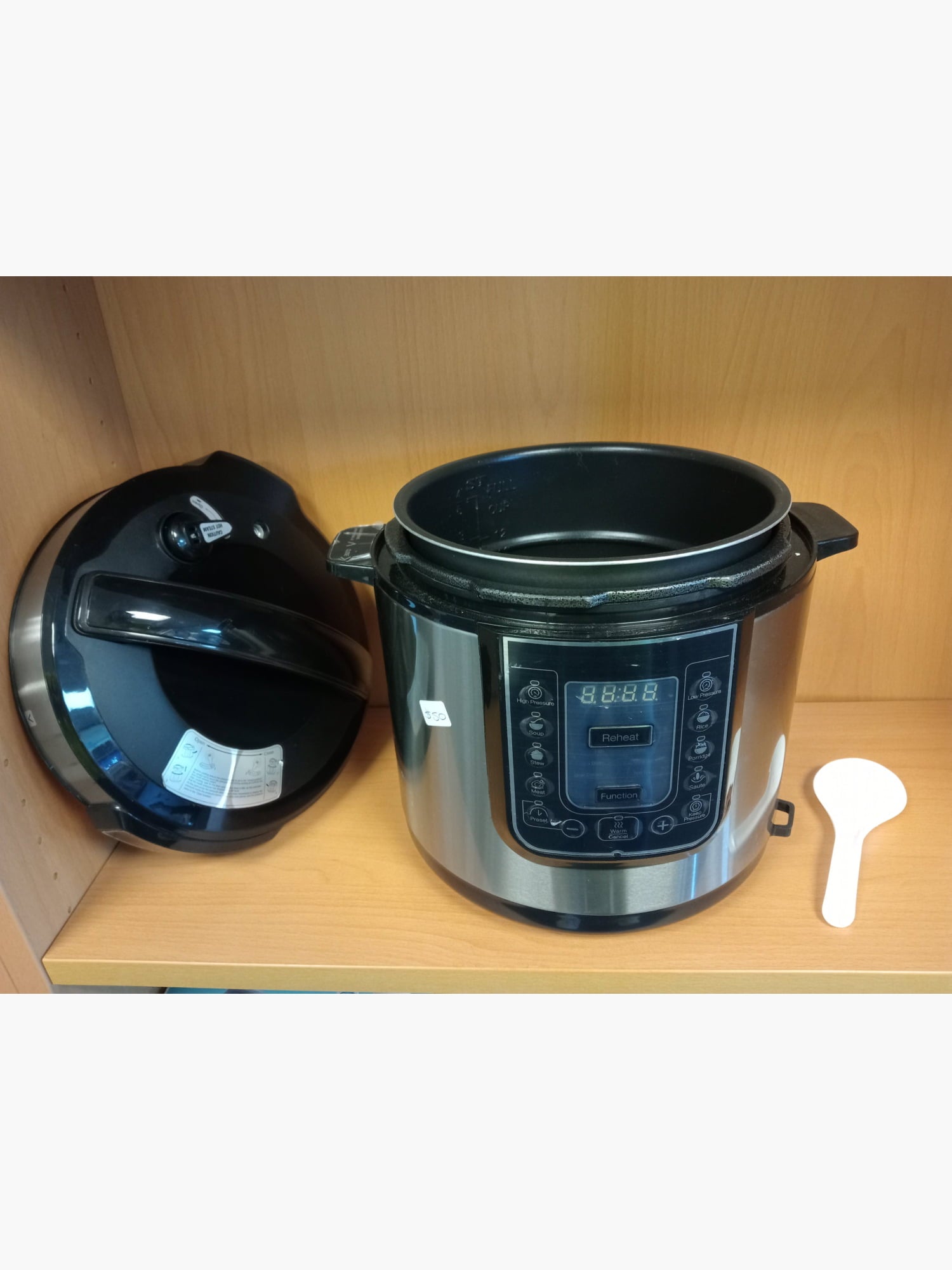 BE Brabantia Multifunctional Pressure Cooker - Kitchen Appliance