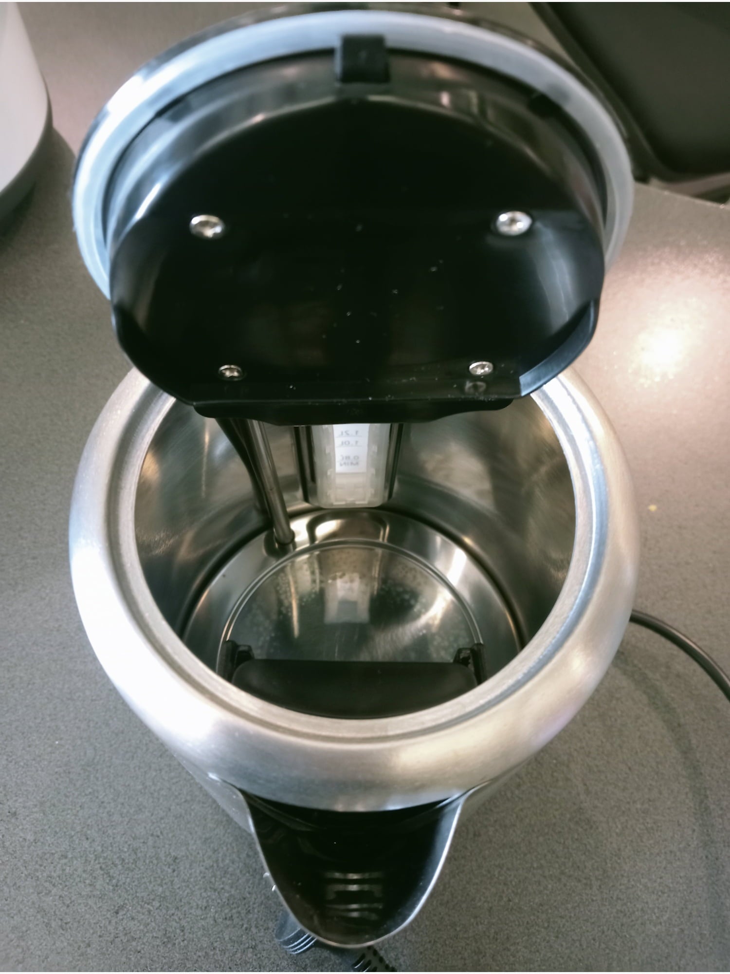 BE Brabantia Stainless Steel Kettle - Kitchen Appliance