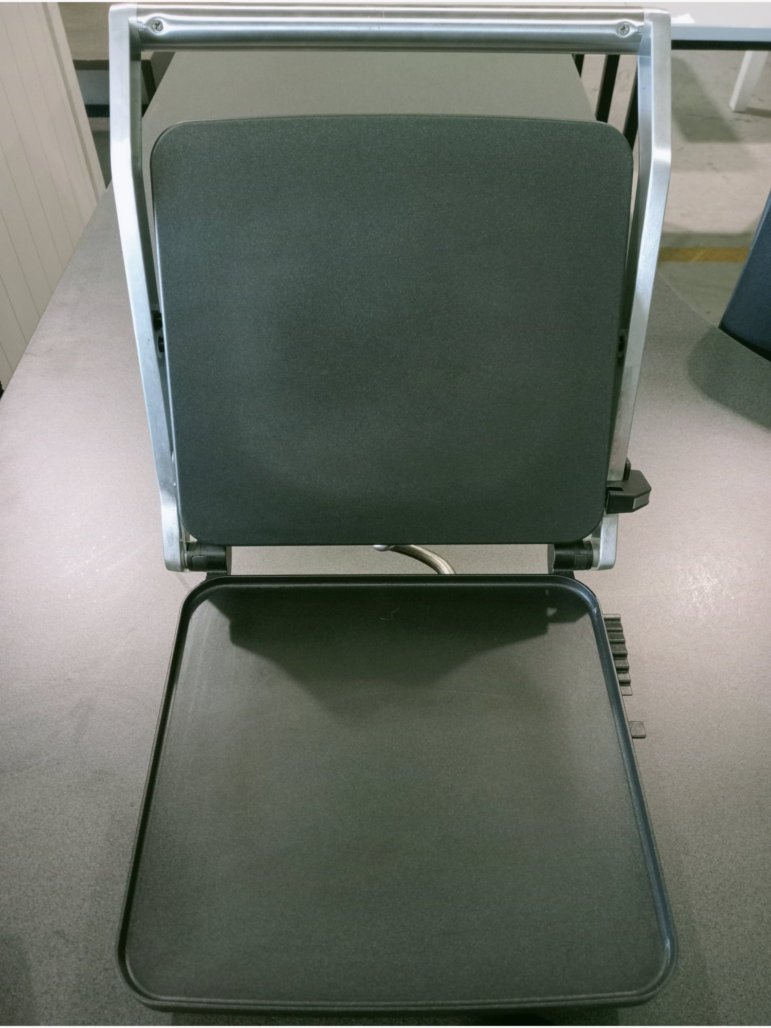 BE Breville Sandwich Press - Kitchen Appliance