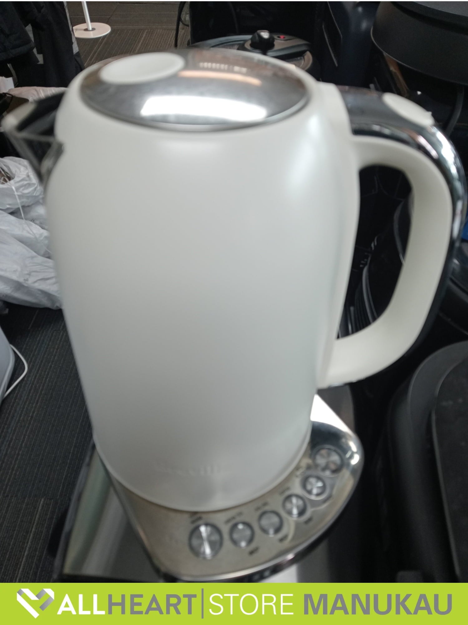 BE Breville Temp Set Kettle - Kitchen Appliance
