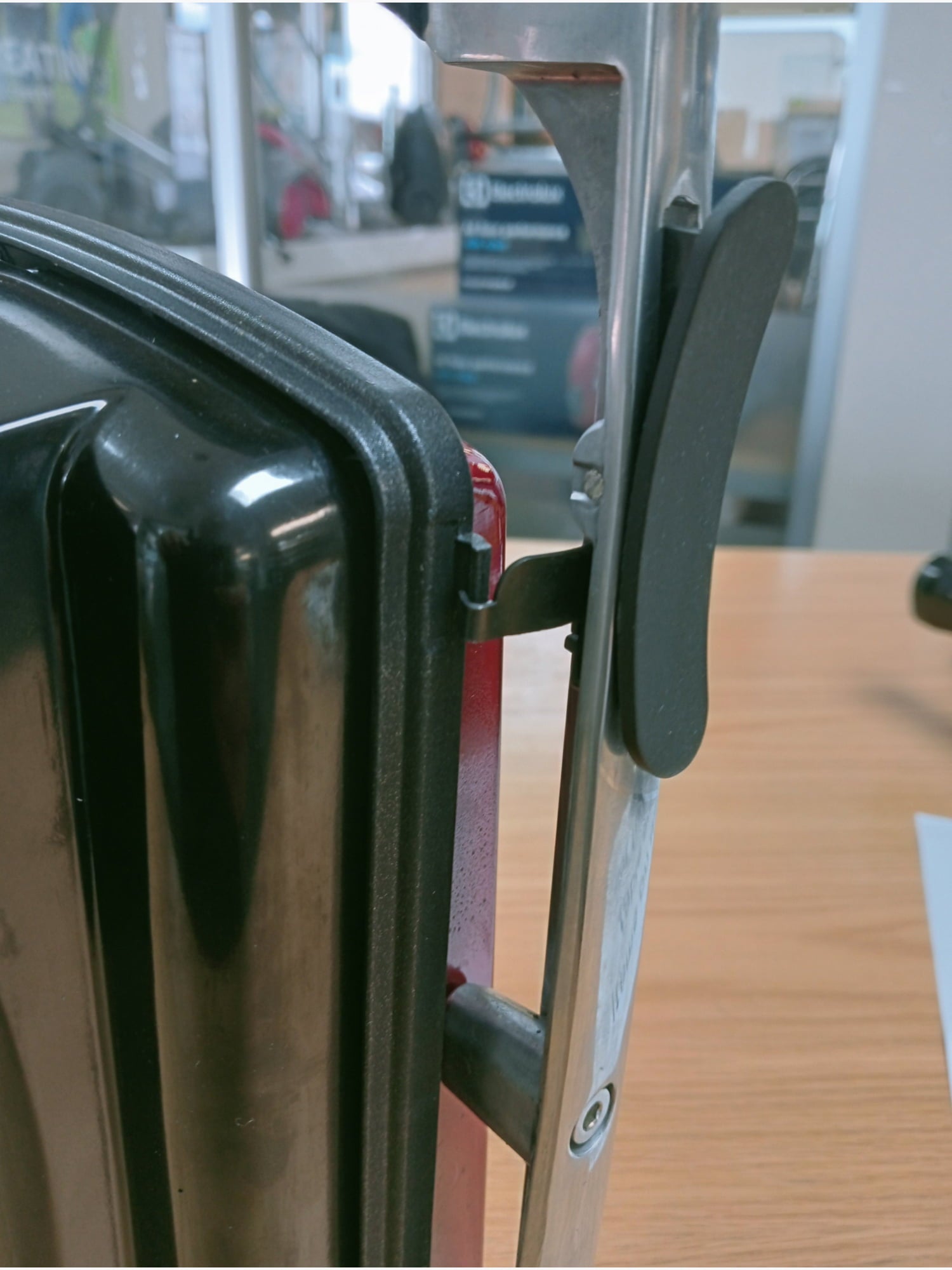 BE Russell Hobbs Sandwich Press - Kitchen Appliance
