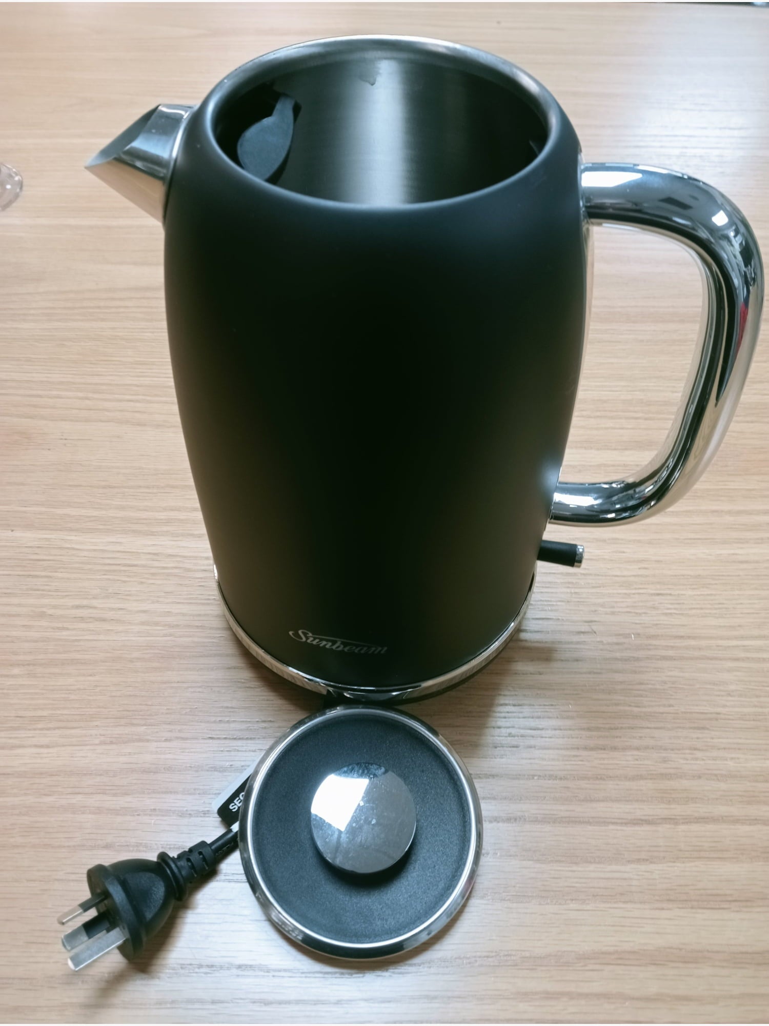 BE Sunbeam Alinea Kettle - Kitchen Appliance