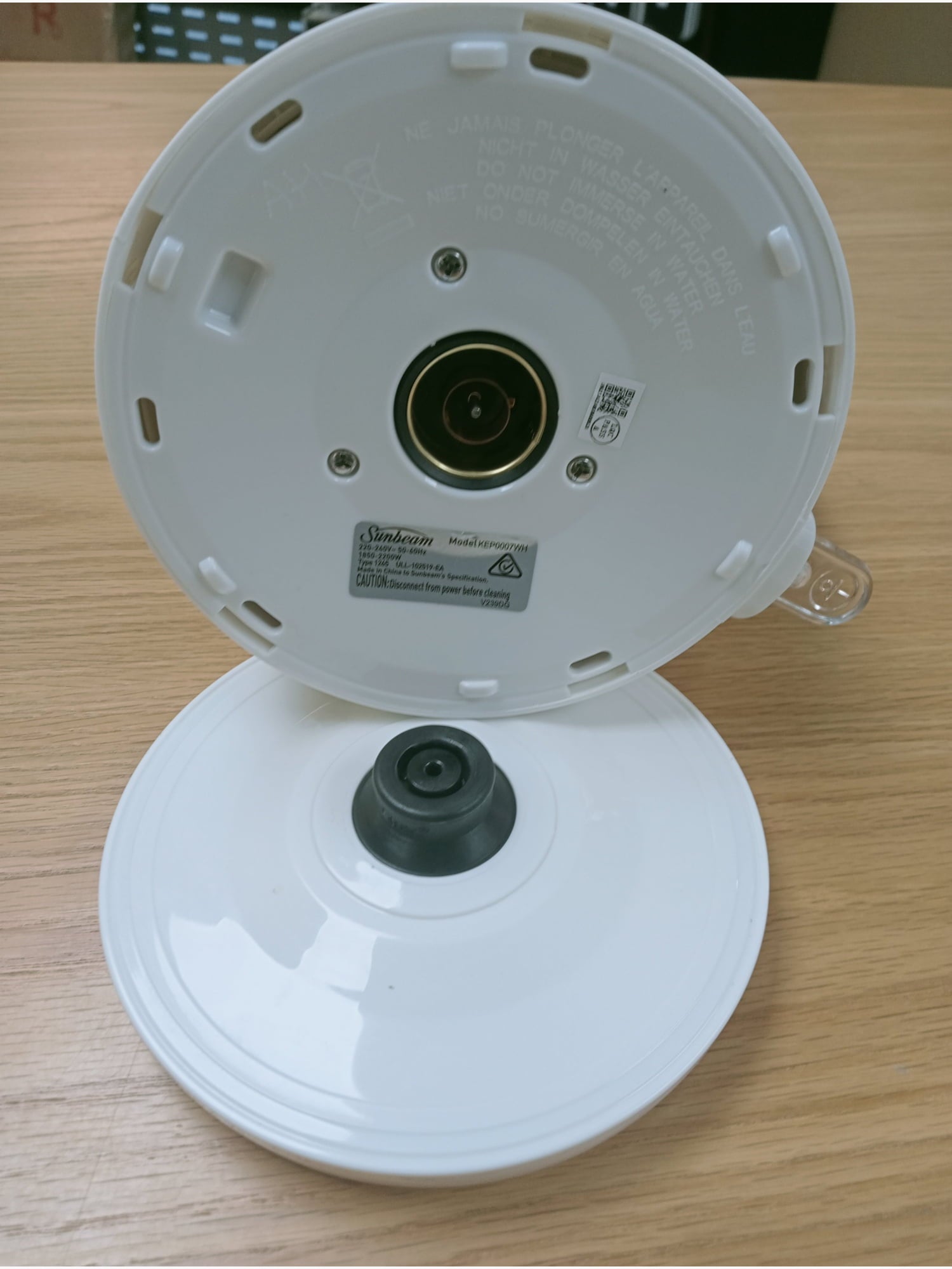 BE Sunbeam Kettle - White - Kitchen Appliance