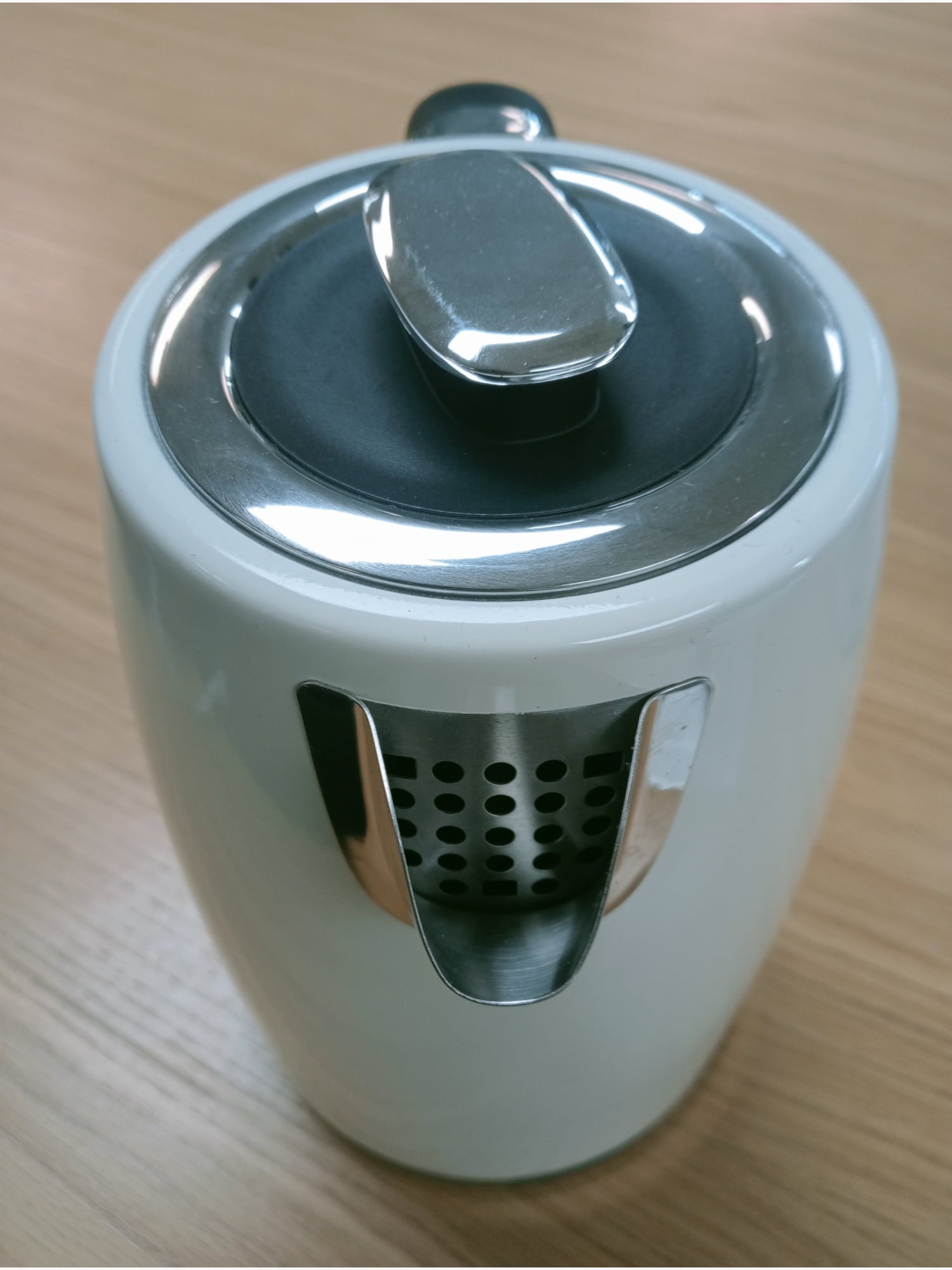 BE Zip Retro Kettle - Cream - Kitchen Appliance