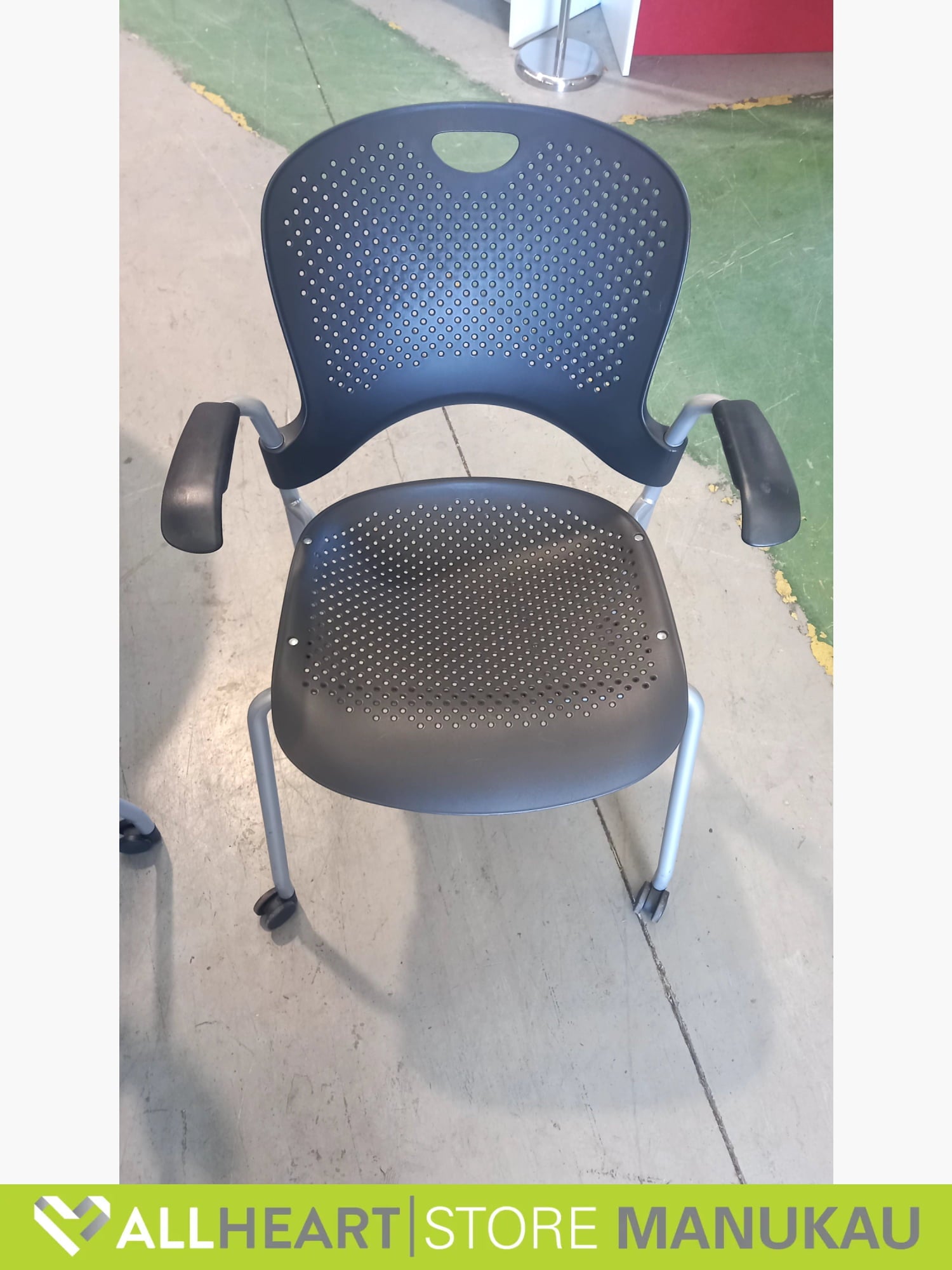 Herman Miller - Stack Chair - With Arms - On Wheels - Black - chairs
