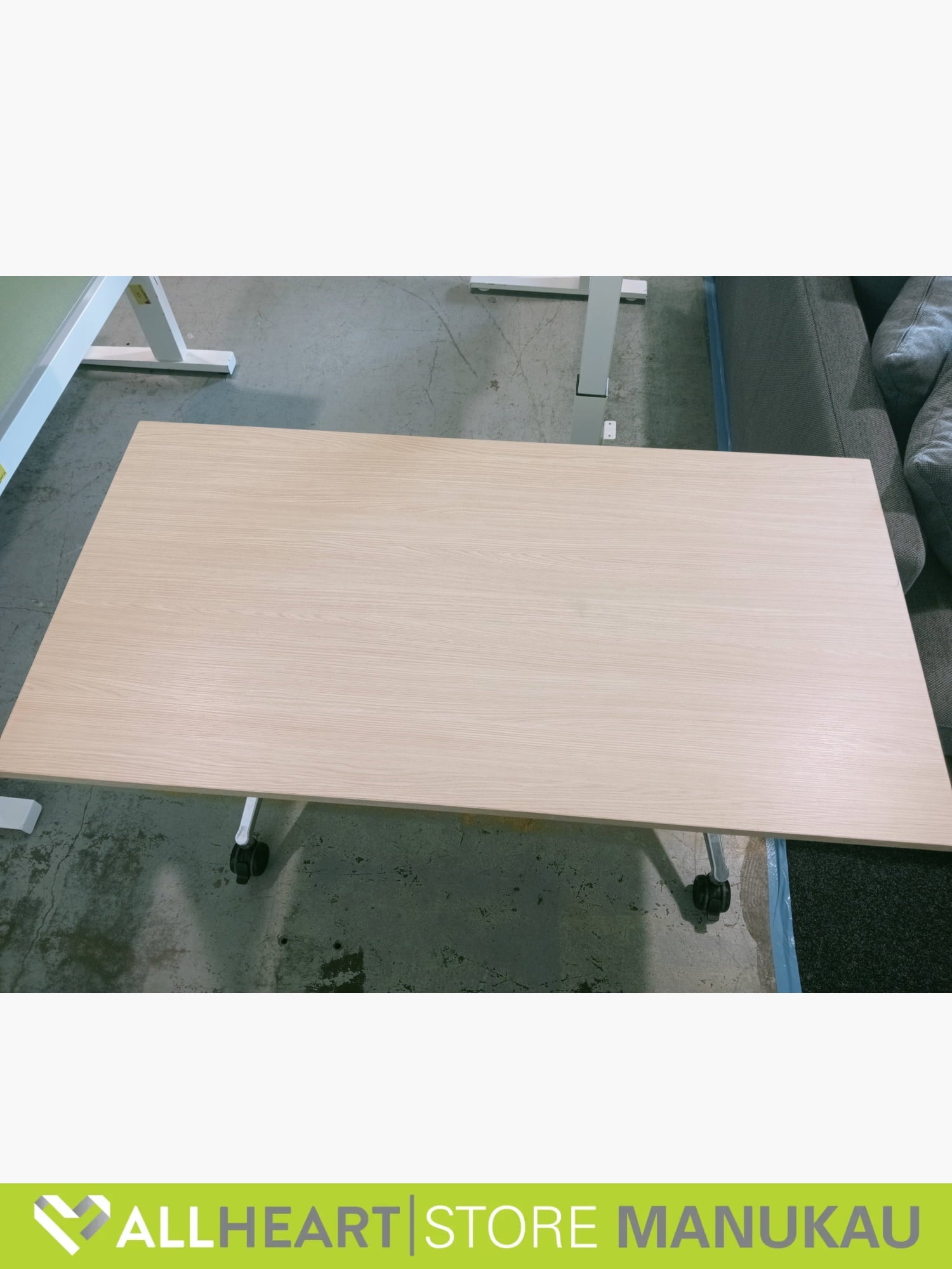 flip desk - Office furniture