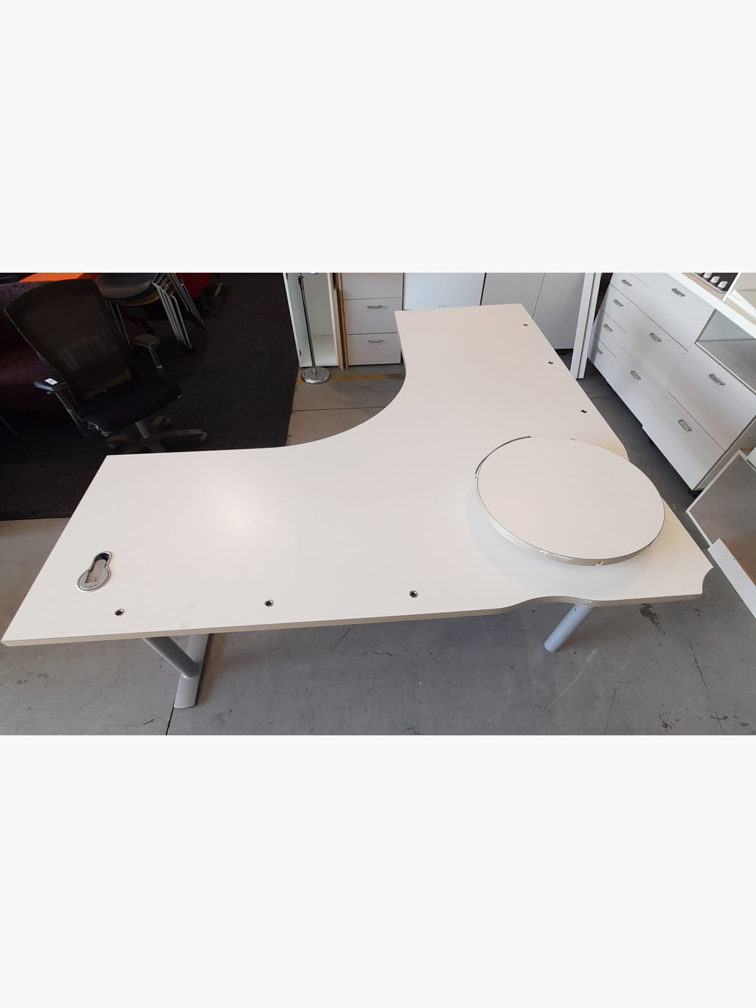 L Shape Desk - Manual Height Adjust - White