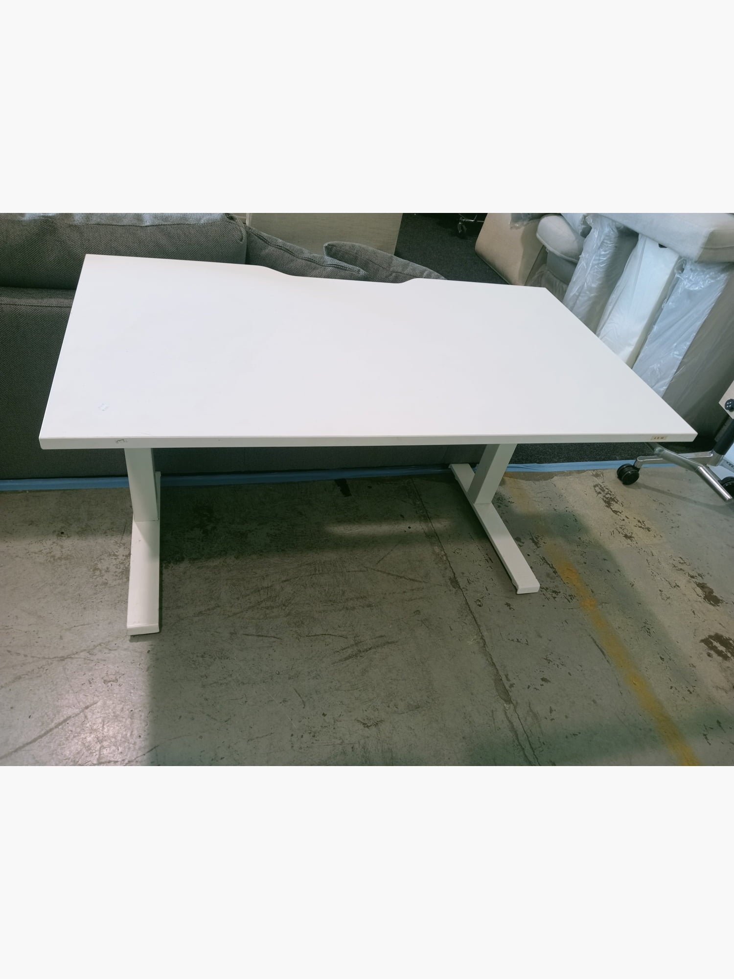 manual desk - Office furniture