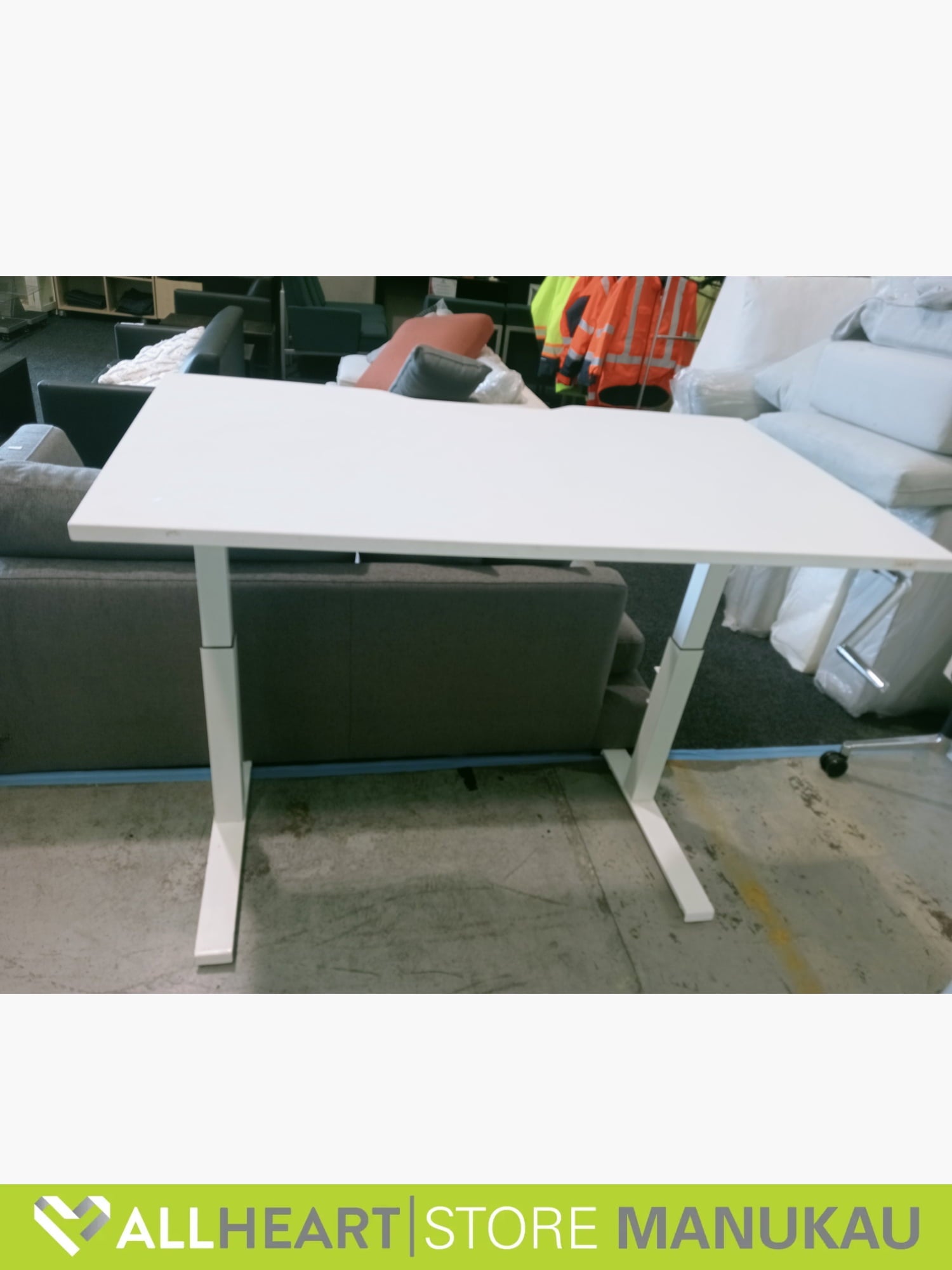 manual desk - Office furniture