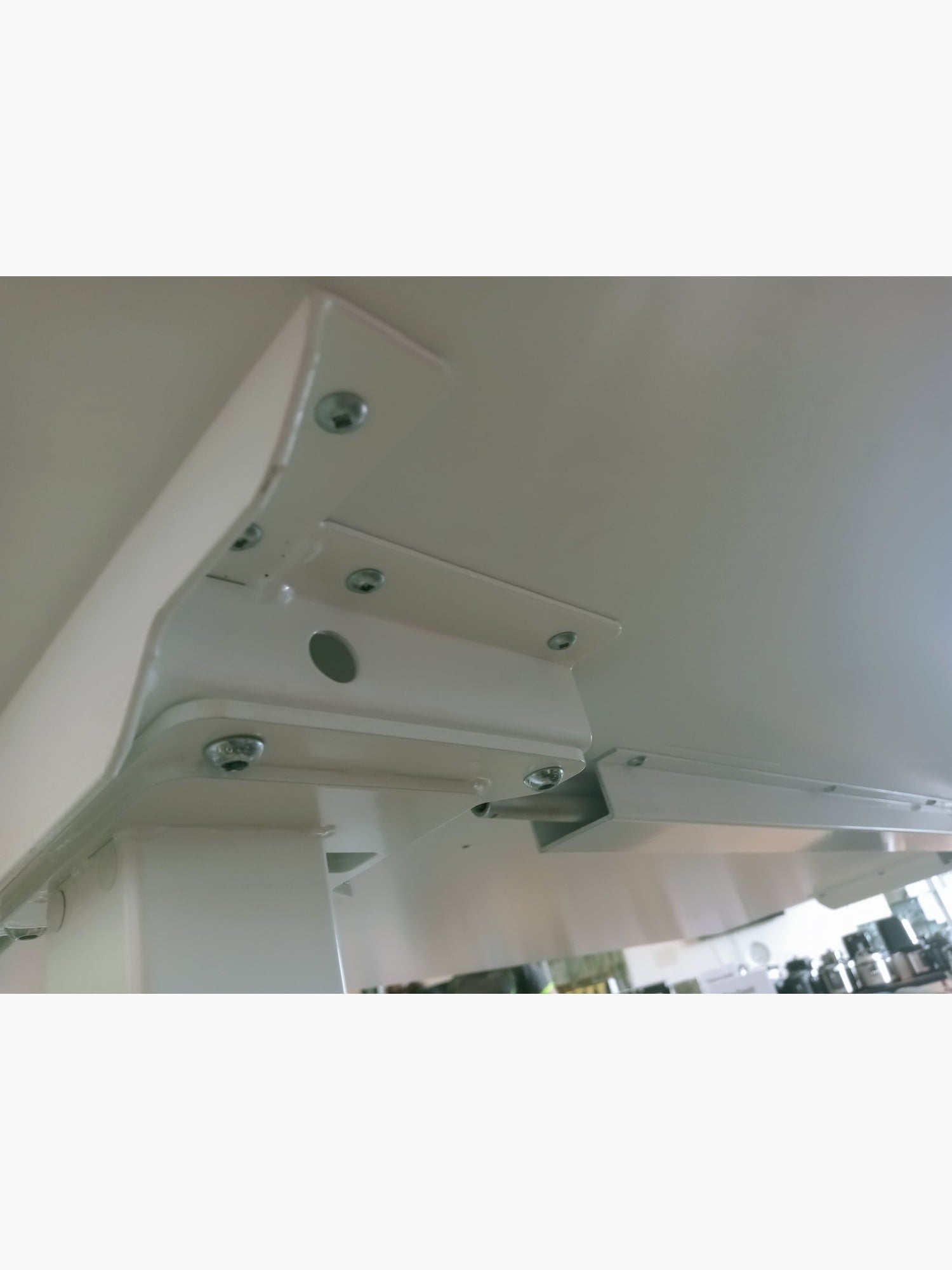 manual desk - Office furniture