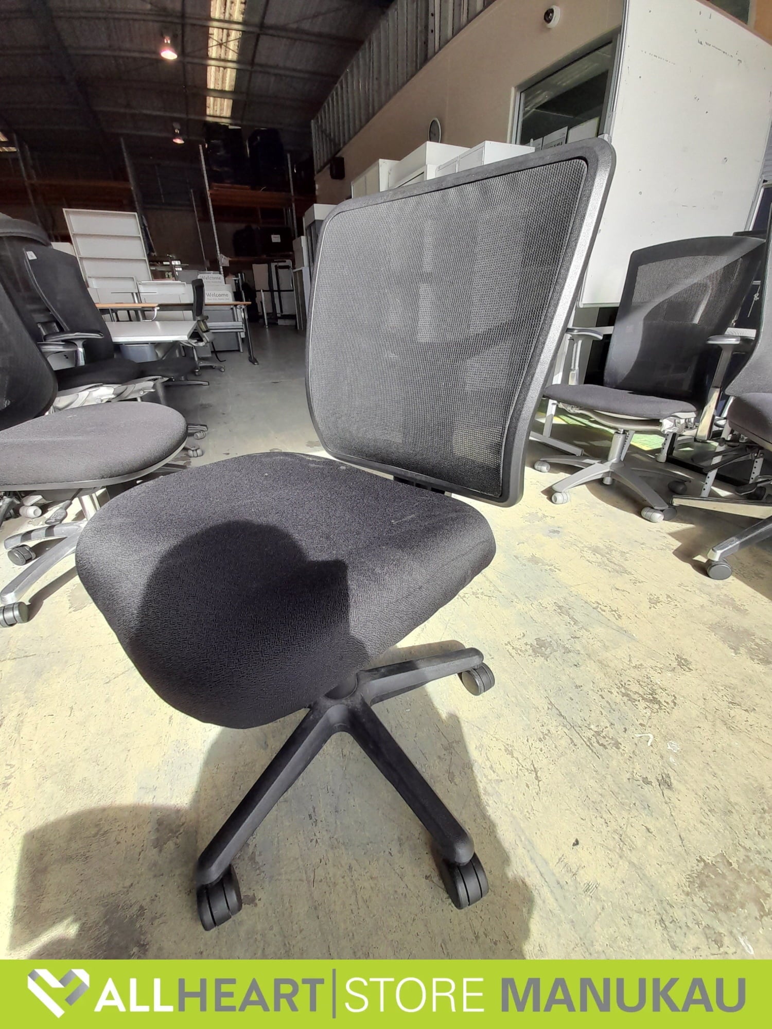 Mesh Back - Office Chair - Black