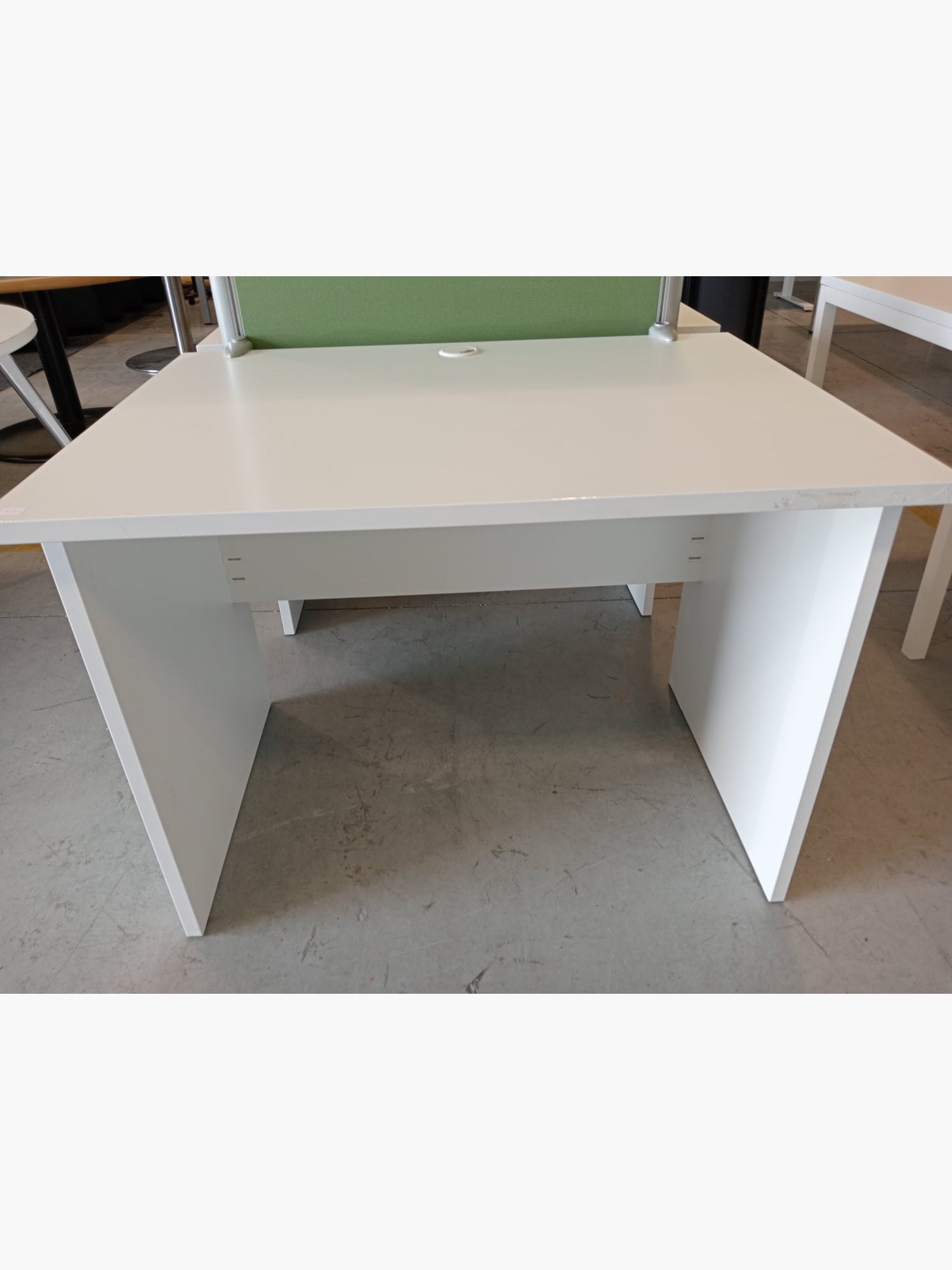 Single Wooden Modesty Desk - 1000mm - Office furniture