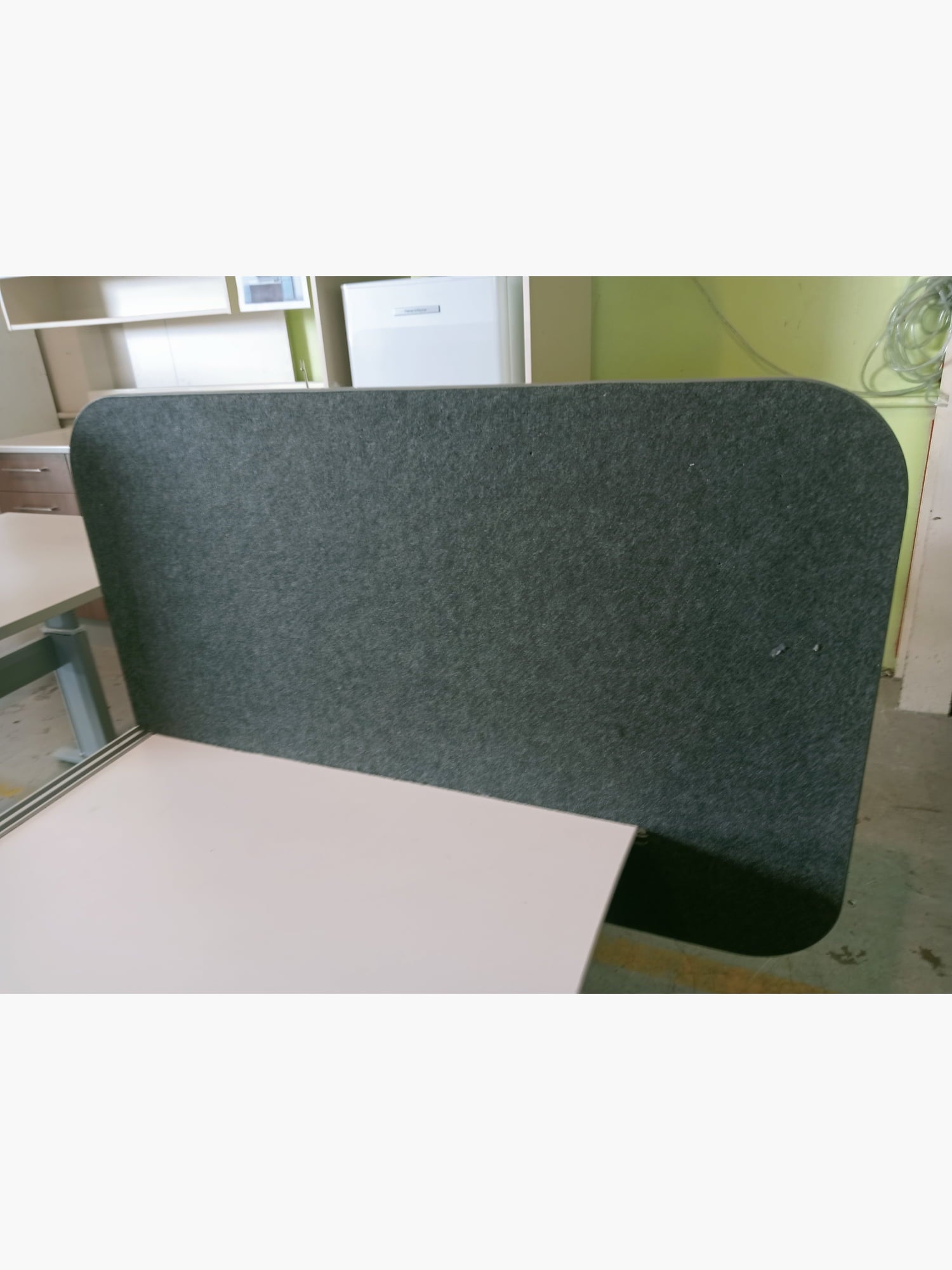 Slide-on Desk Divider Screen - Office furniture