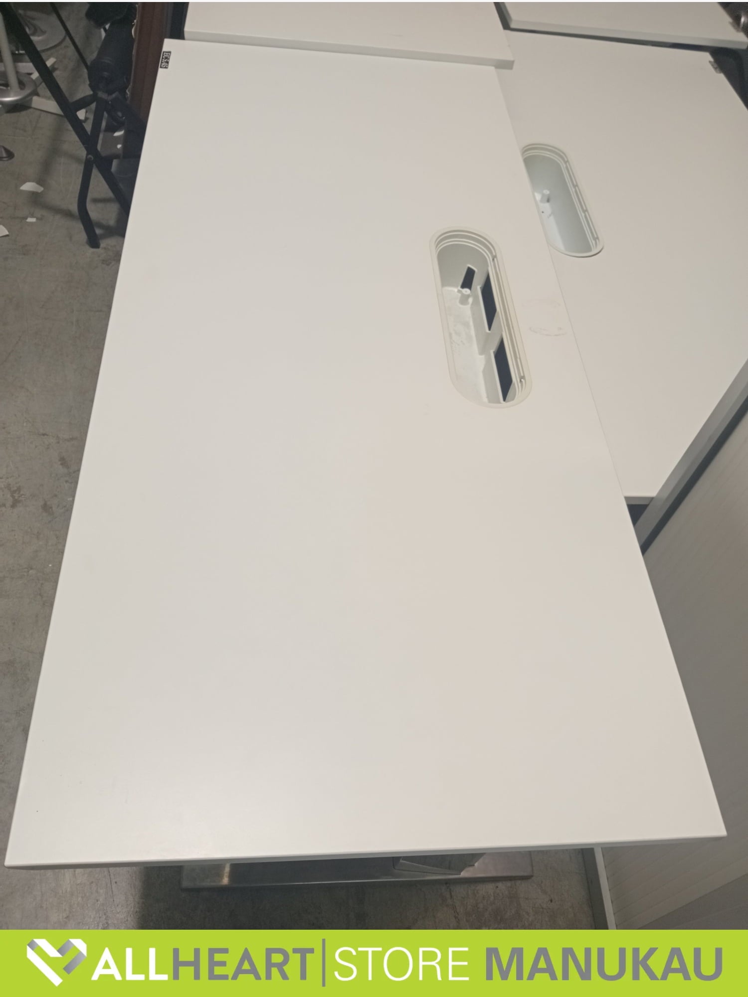 Straight Desk - white - Office furniture
