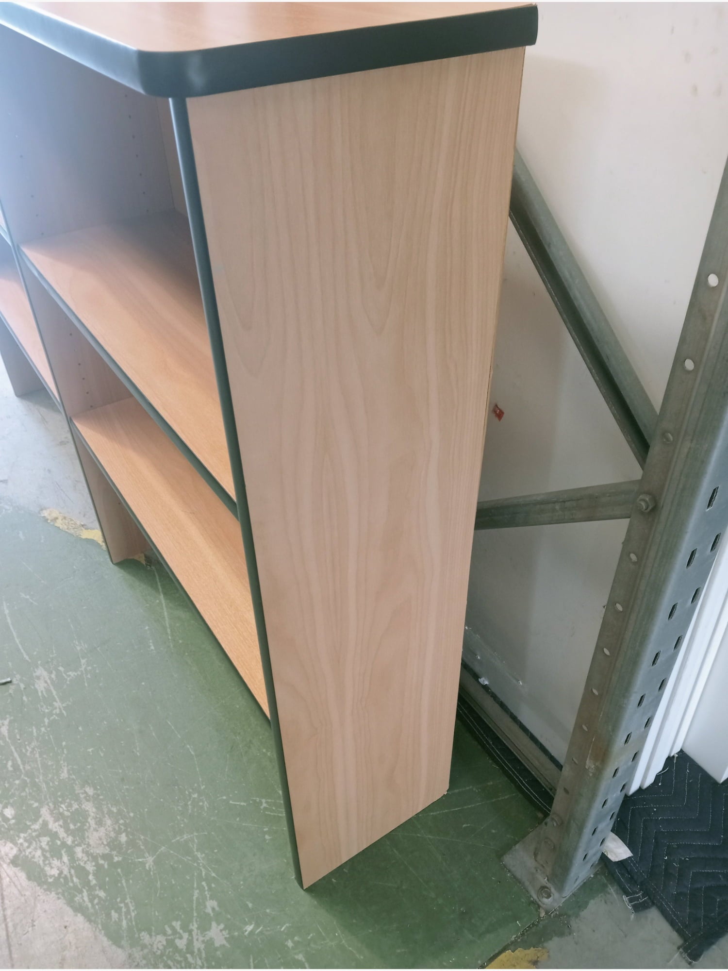 wooden shelving unit - Office furniture