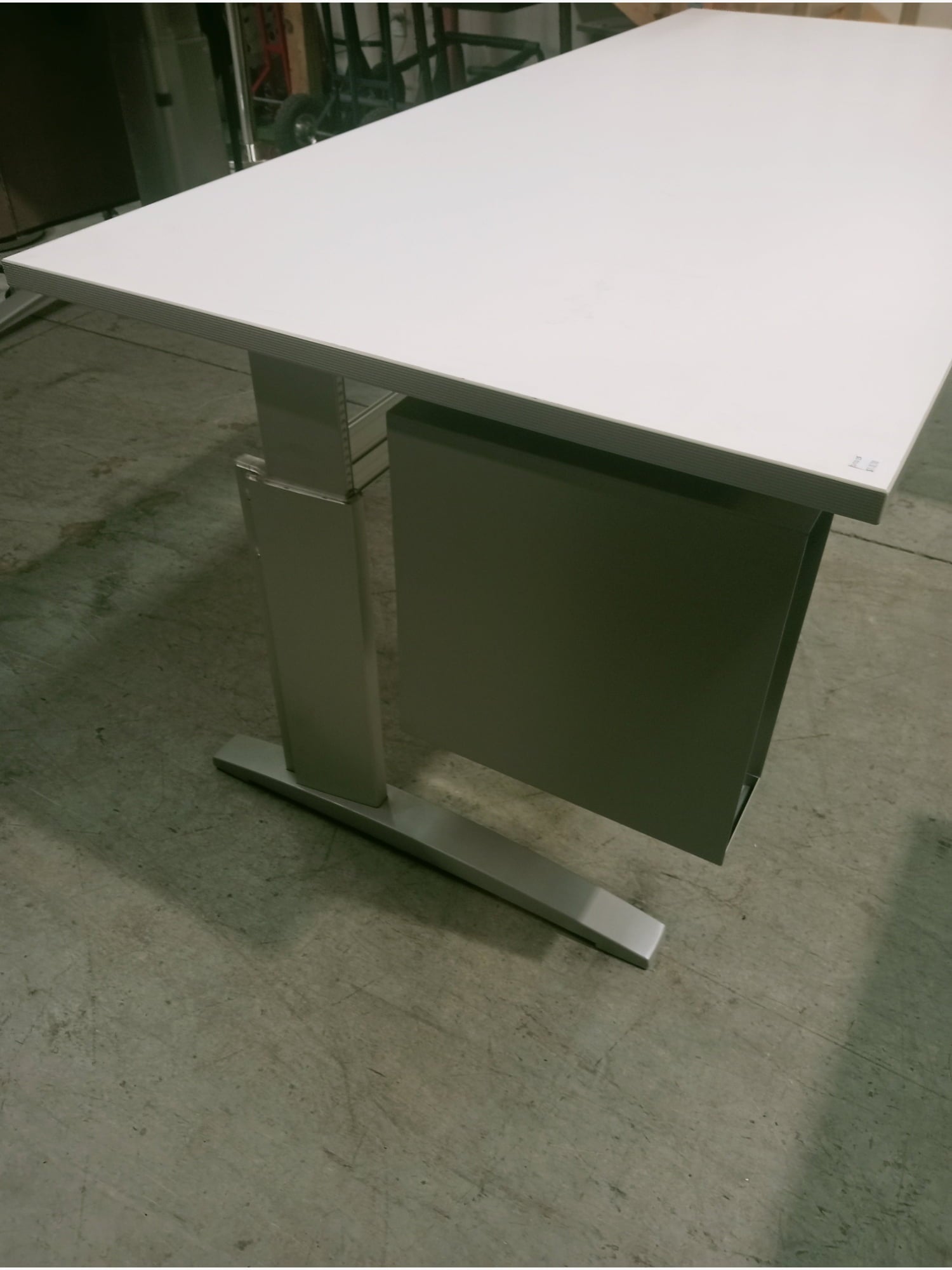 Working desk - Furniture