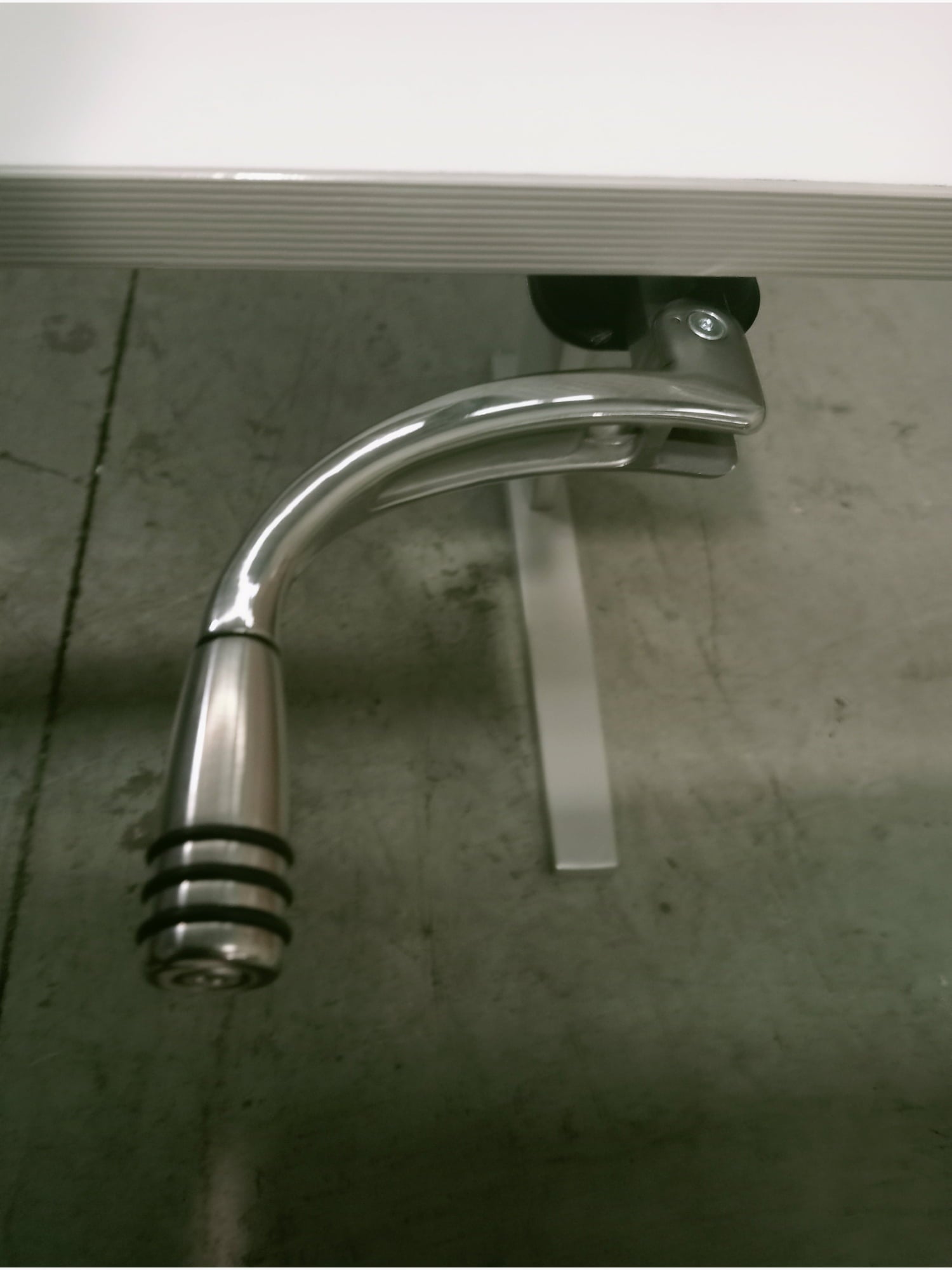 Working desk - Furniture